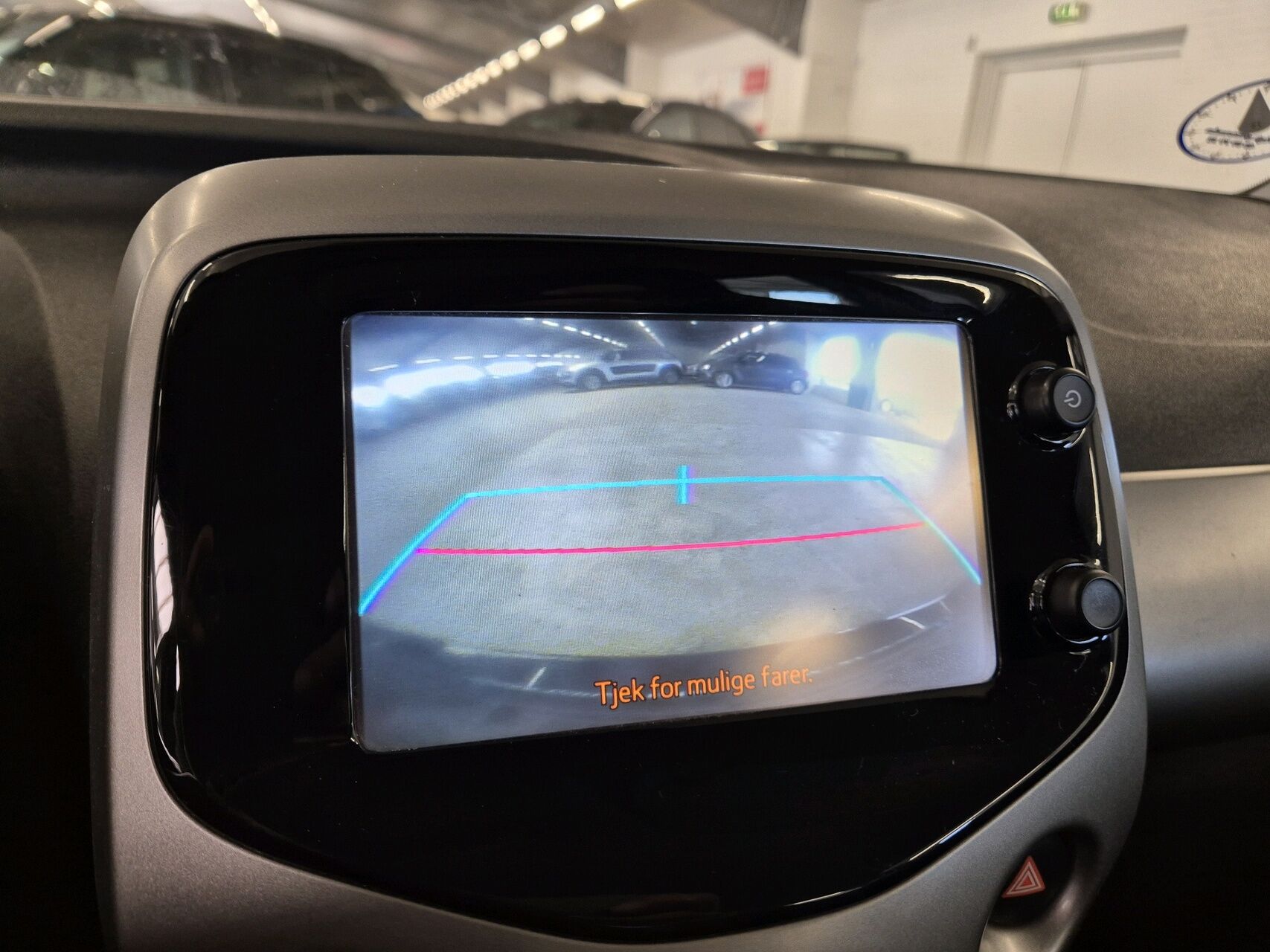 Billede af Toyota Aygo 1,0 VVT-I X-Play + X-Touch 69HK 5d