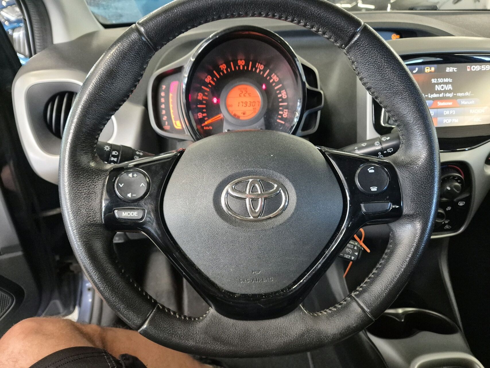 Billede af Toyota Aygo 1,0 VVT-I X-Play + X-Touch 69HK 5d