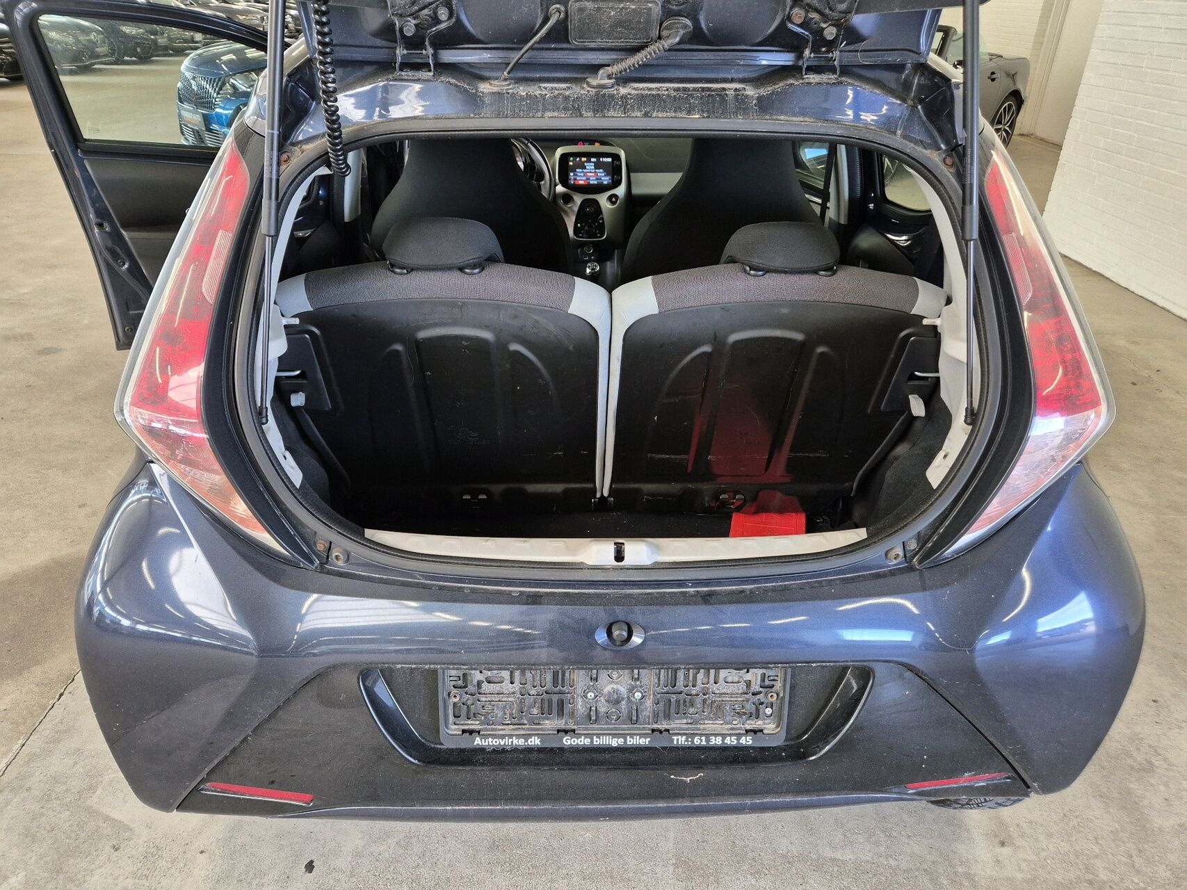 Billede af Toyota Aygo 1,0 VVT-I X-Play + X-Touch 69HK 5d