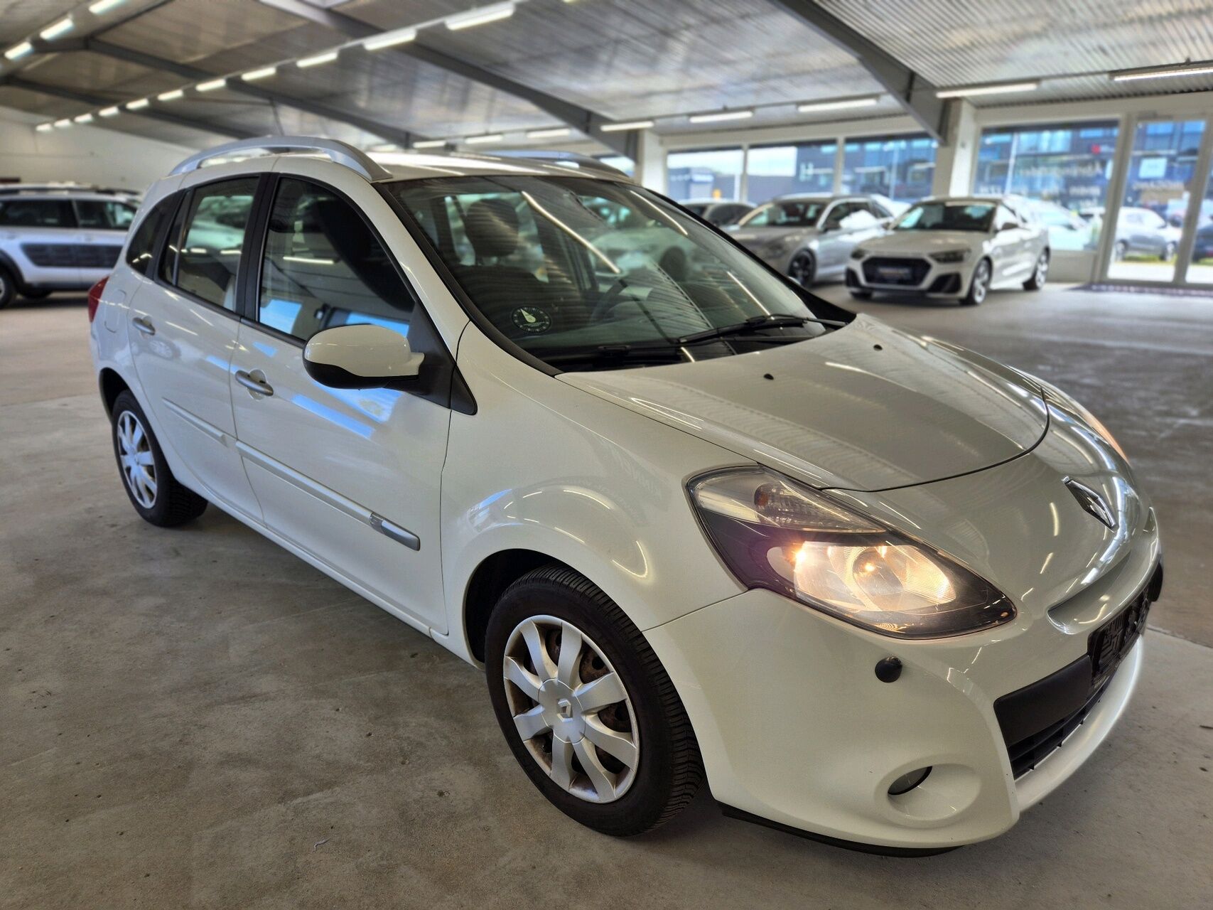 Billede af Renault Clio Sport Tourer 1,2 TCE Expression 100HK Stc