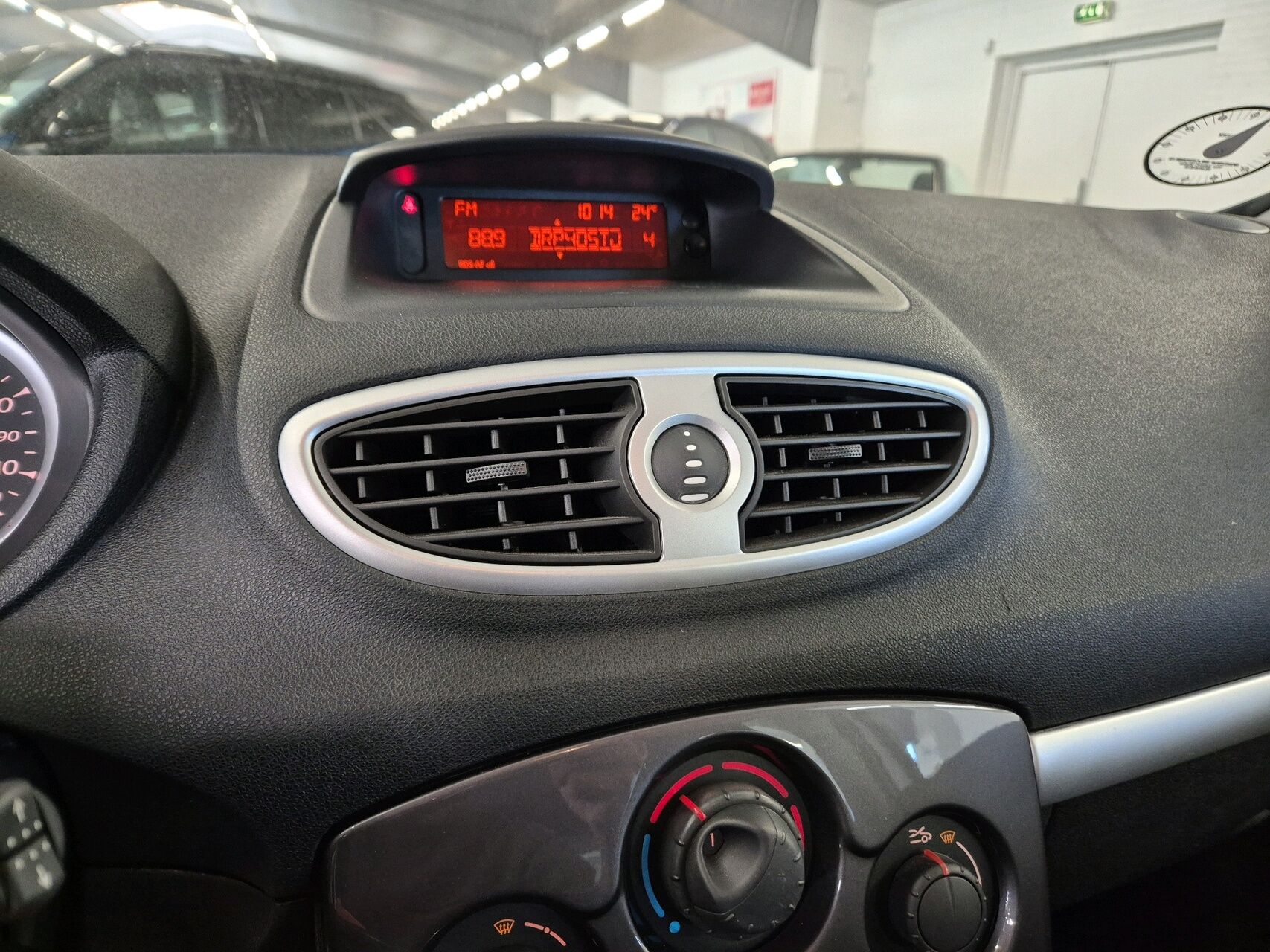 Billede af Renault Clio Sport Tourer 1,2 TCE Expression 100HK Stc