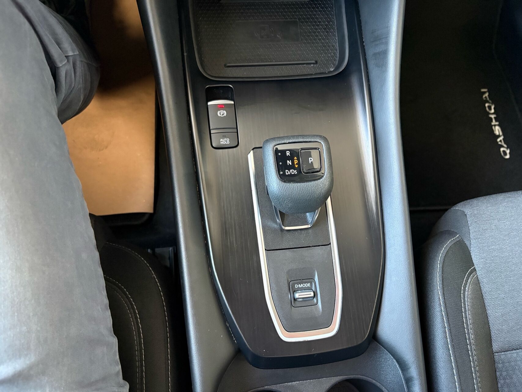 Billede af Nissan Qashqai 1,3 MHEV  Mild hybrid N-Connecta X-Tronic 158HK 5d 7g Aut.