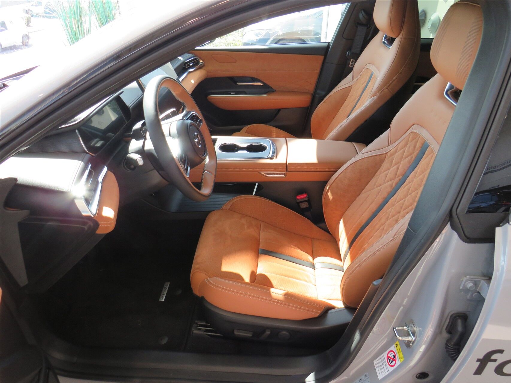 Billede af Mazda 6e EL Takumi Plus 245HK 5d Aut.