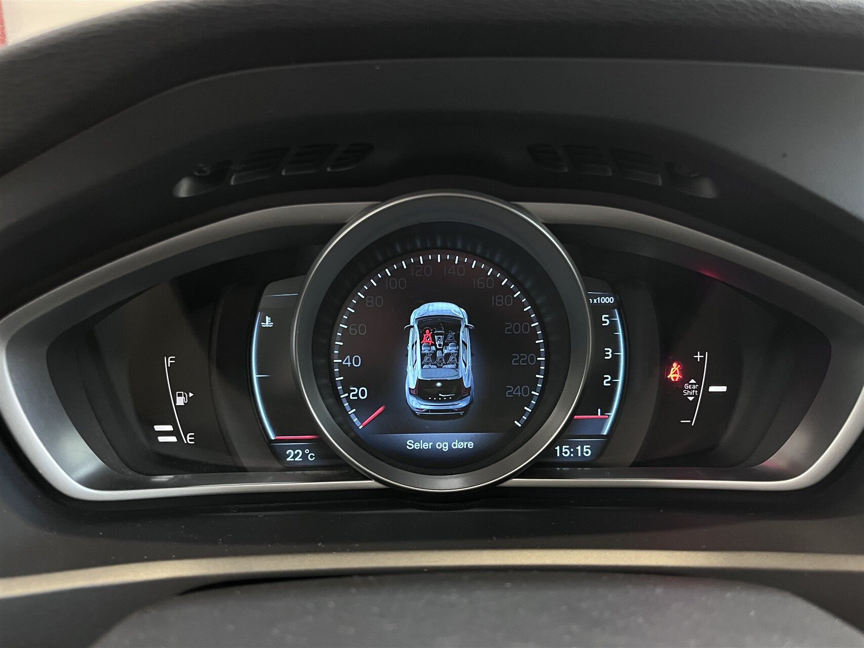 Billede af Volvo V40 1,6 D2 DRIVe-E Momentum 115HK 5d 6g