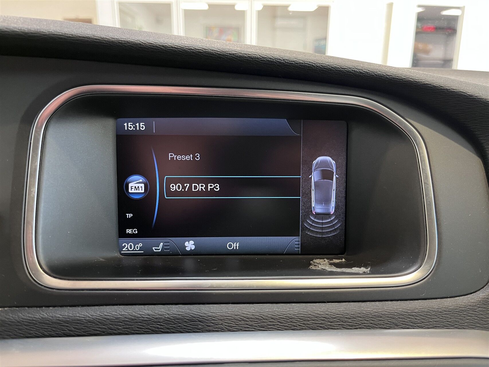 Billede af Volvo V40 1,6 D2 DRIVe-E Momentum 115HK 5d 6g