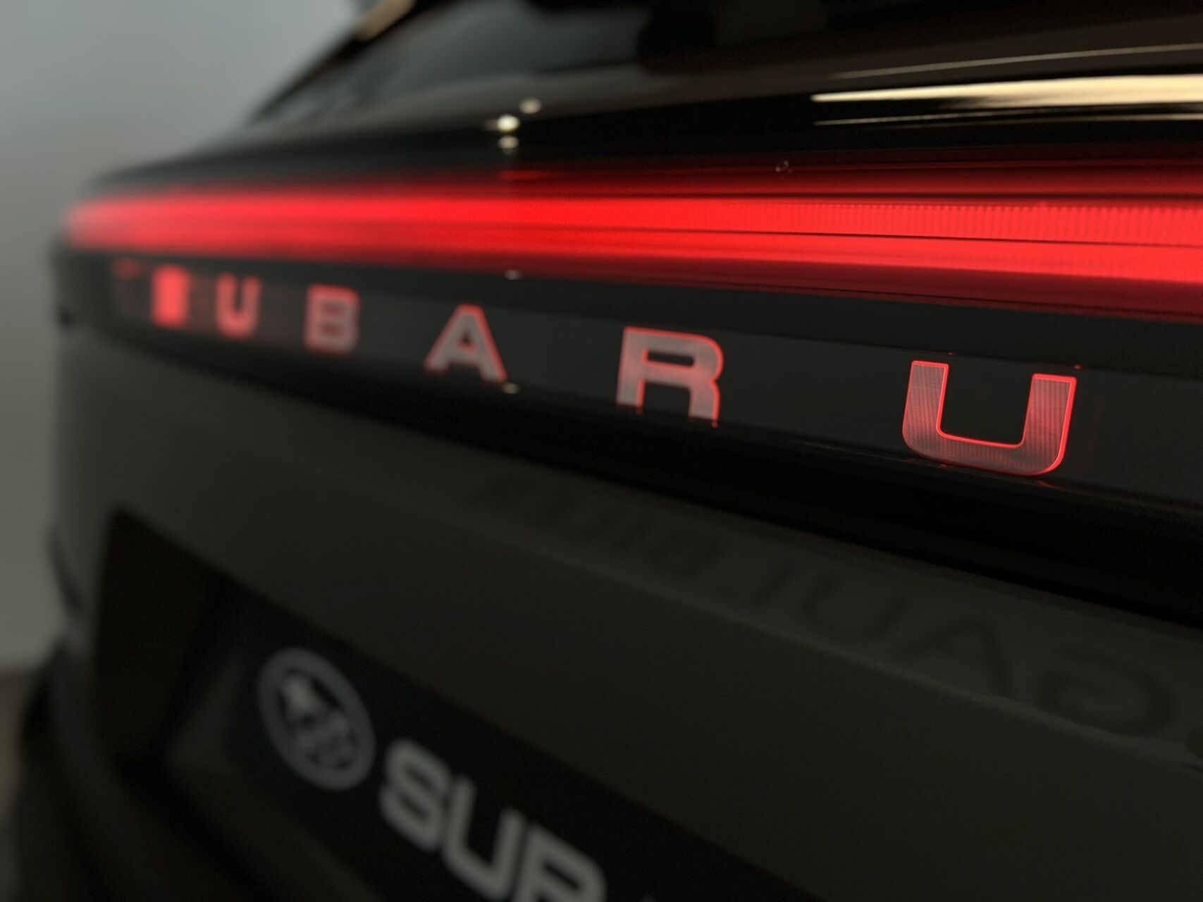 Billede af Subaru e-Outback EL Limited AWD 380HK Stc Aut.