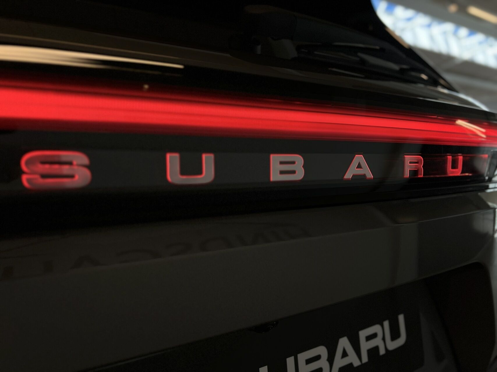 Billede af Subaru e-Outback EL Limited AWD 380HK Stc Aut.