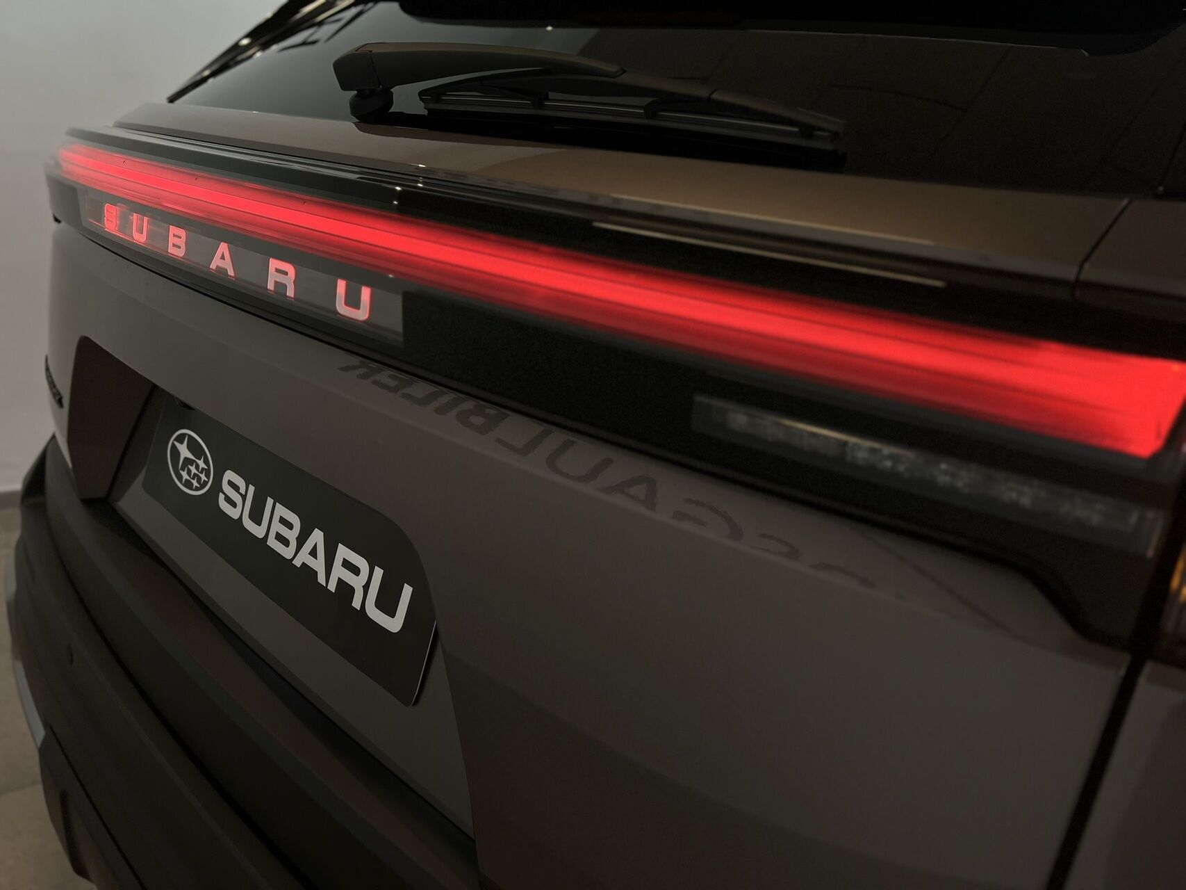 Billede af Subaru e-Outback EL Limited AWD 380HK Stc Aut.