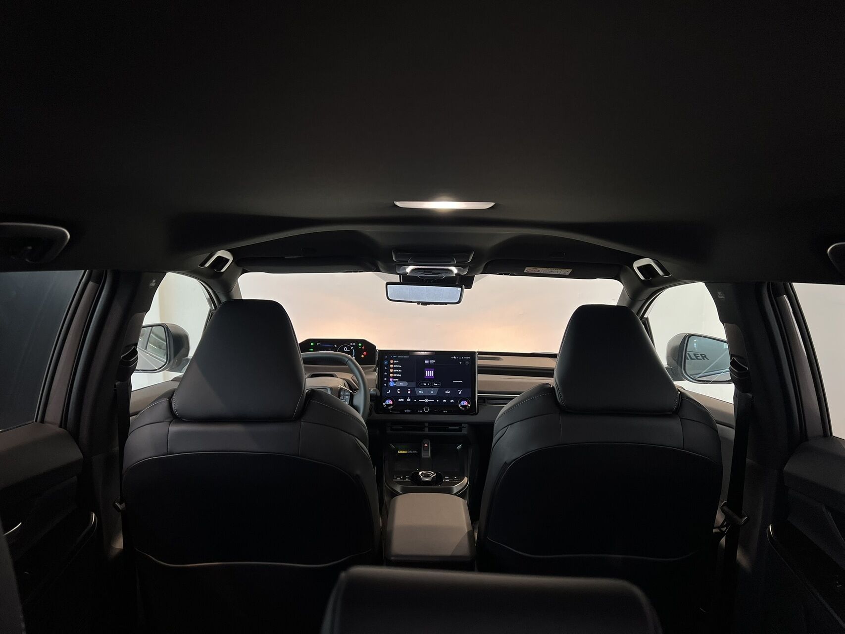 Billede af Subaru e-Outback EL Limited AWD 380HK Stc Aut.