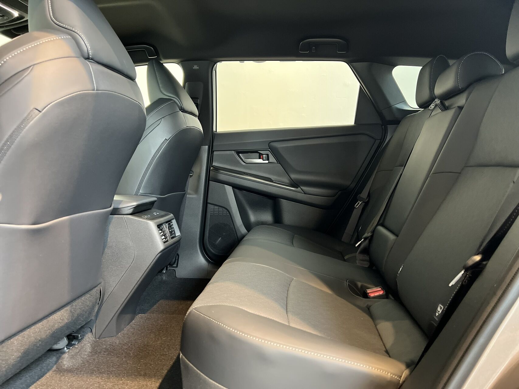 Billede af Subaru e-Outback EL Limited AWD 380HK Stc Aut.