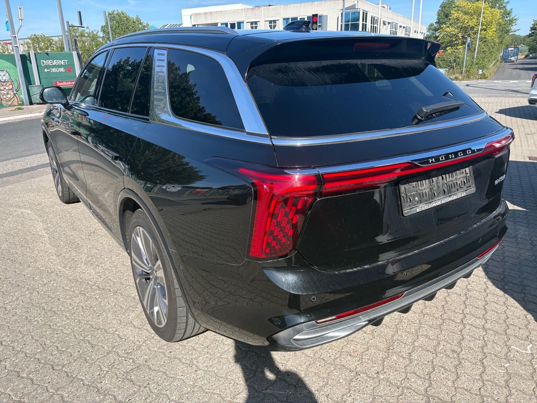 Billede af Hongqi E-HS9 EL Premium 4x4 551HK 5d Aut.