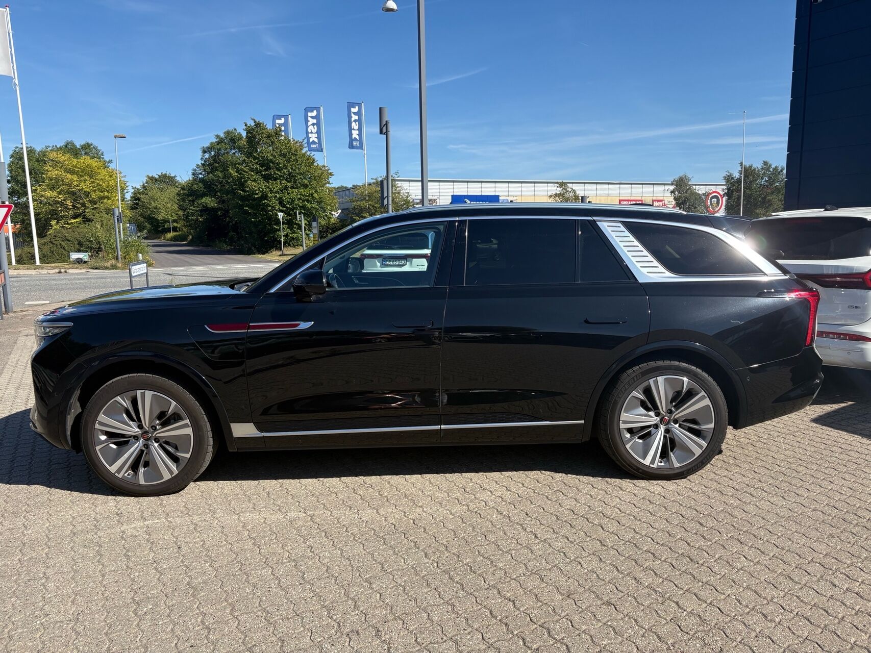 Billede af Hongqi E-HS9 EL Premium 4x4 551HK 5d Aut.