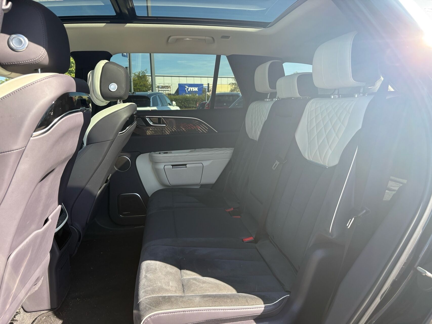 Billede af Hongqi E-HS9 EL Premium 4x4 551HK 5d Aut.