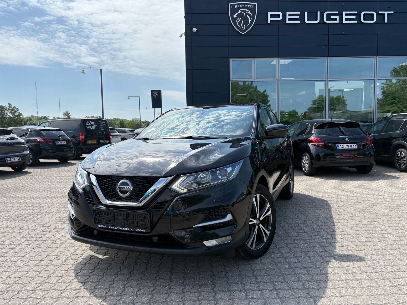 Billede af Nissan Qashqai 1,3 Dig-T N-Connecta DCT 160HK 5d 7g Aut.