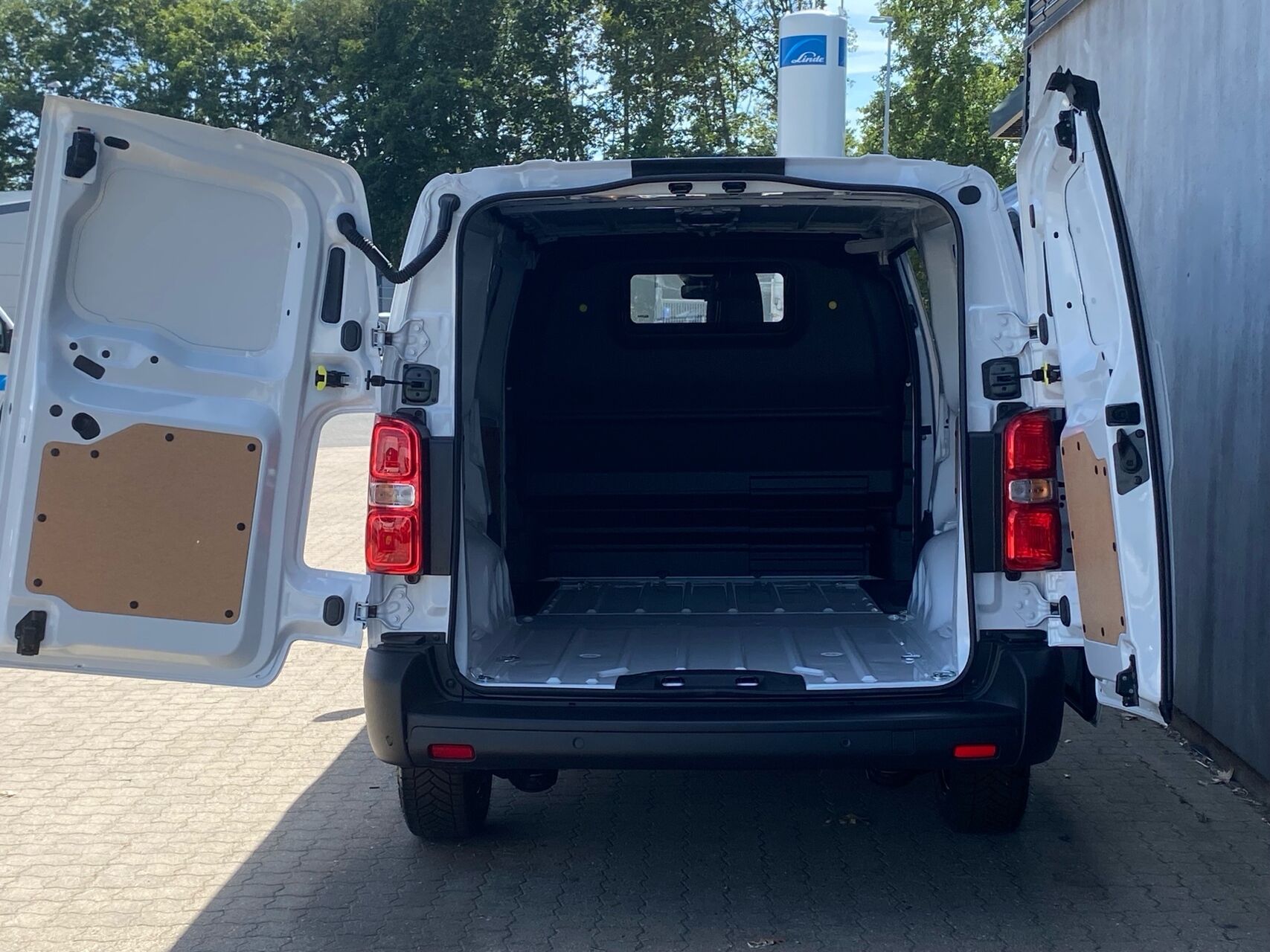 Billede af Fiat Scudo L3 2,2 BlueHDI Pro 150HK Van 8g Aut.