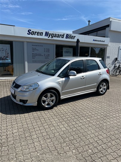 Suzuki SX4 1,6 16V Exclusive 120HK 5d