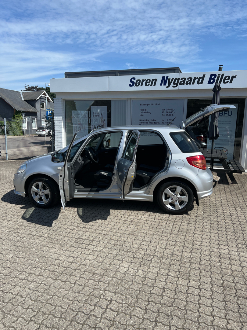 Billede af Suzuki SX4 1,6 16V Exclusive 120HK 5d
