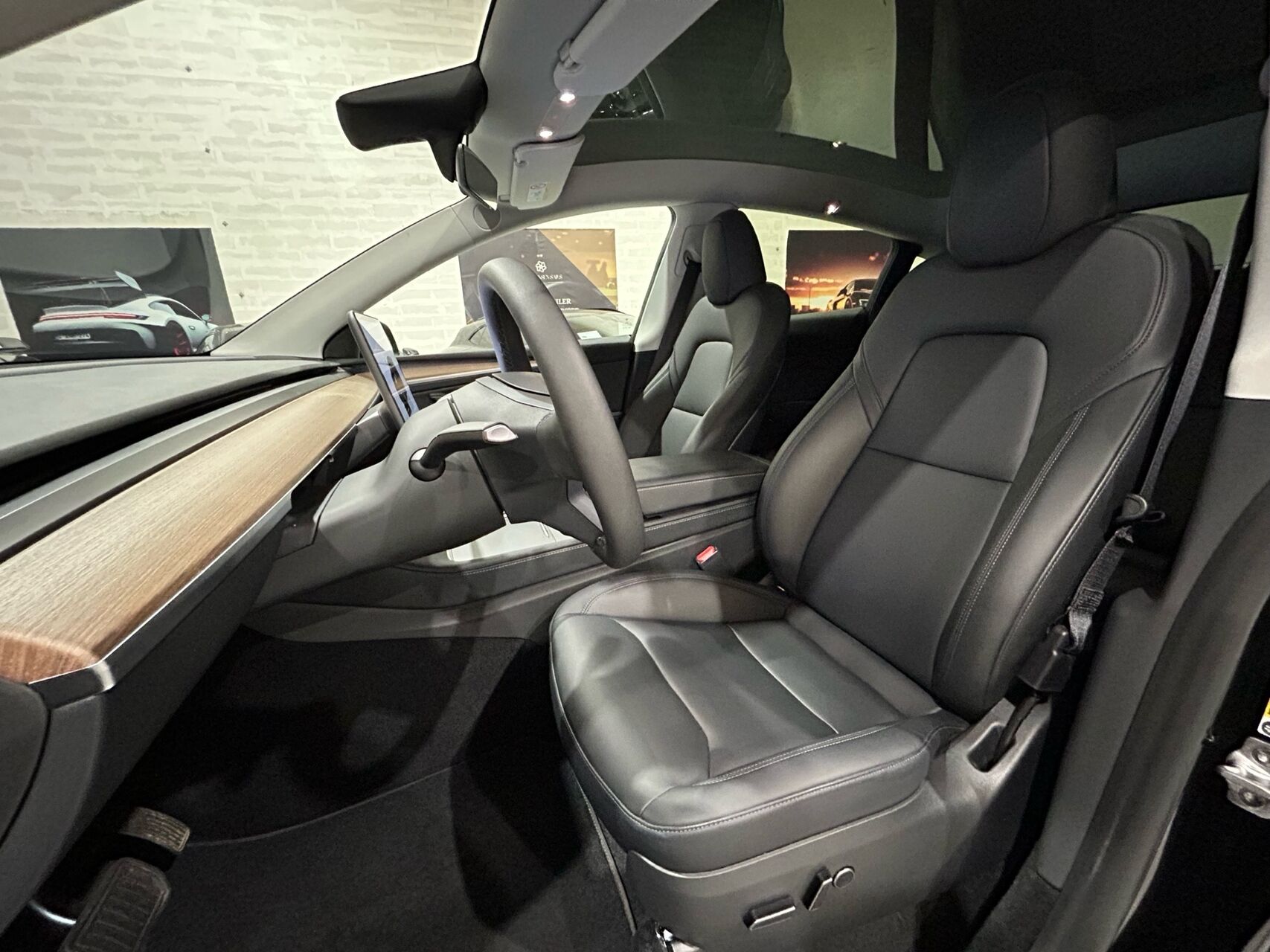 Billede af Tesla Model Y EL RWD 299HK 5d Aut.