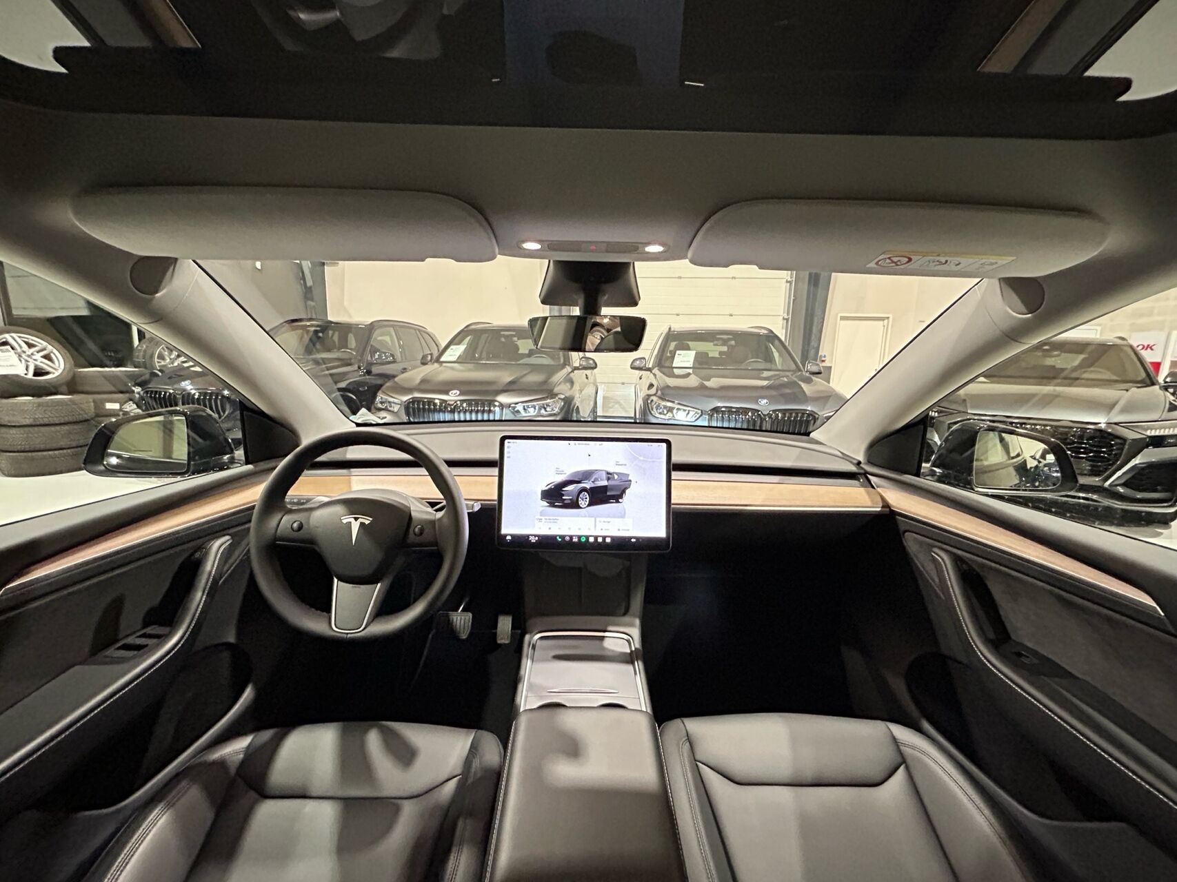Billede af Tesla Model Y EL RWD 299HK 5d Aut.