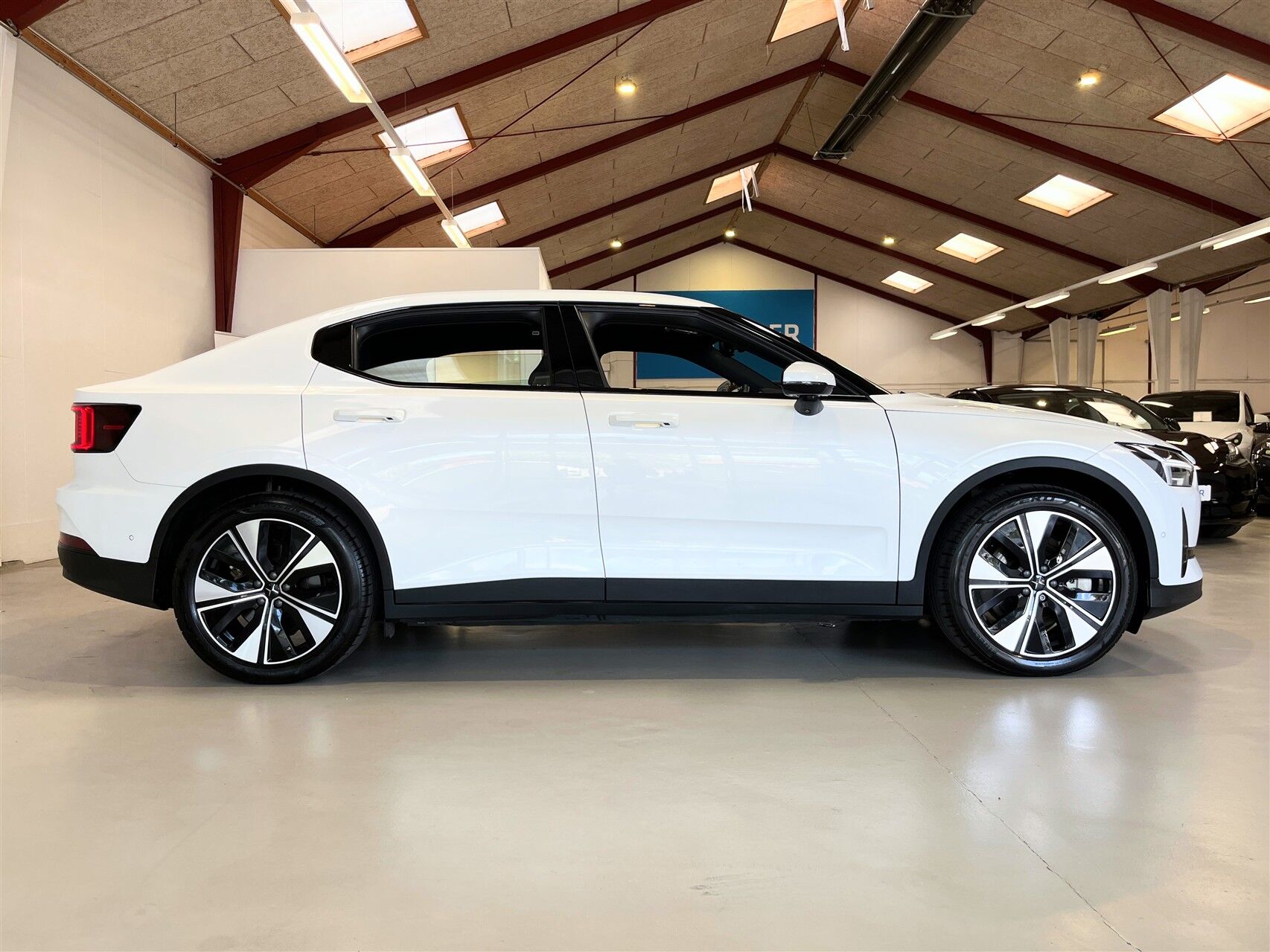 Billede af Polestar 2 EL Long Range Single motor Plus 231HK 5d Aut.