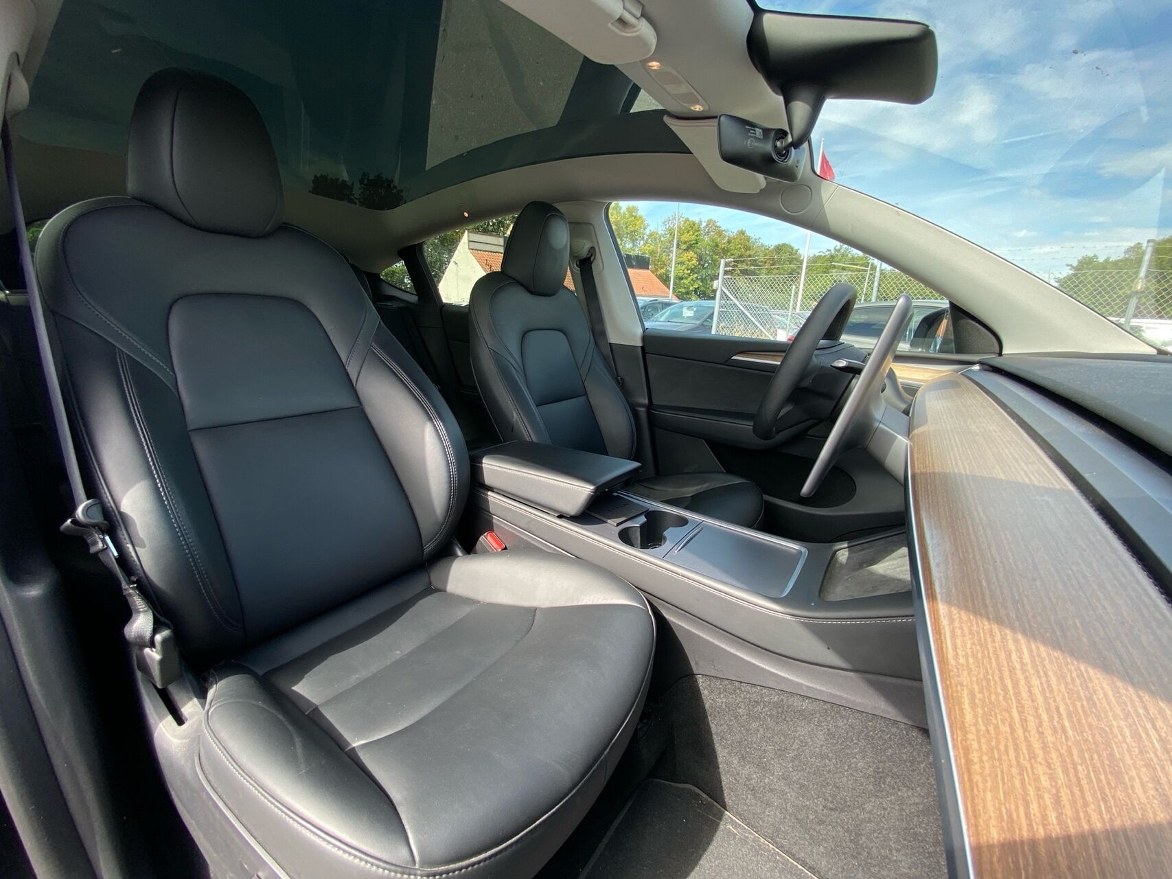 Billede af Tesla Model Y EL RWD 299HK 5d Aut.