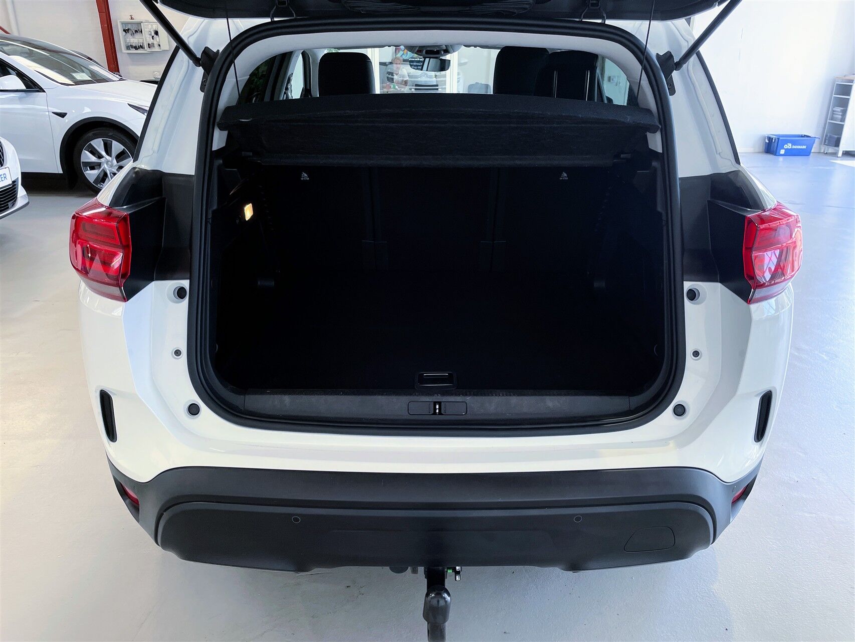 Billede af Citroën C5 Aircross 1,6 Plugin-hybrid Iconic EAT8 225HK 5d 8g Aut.