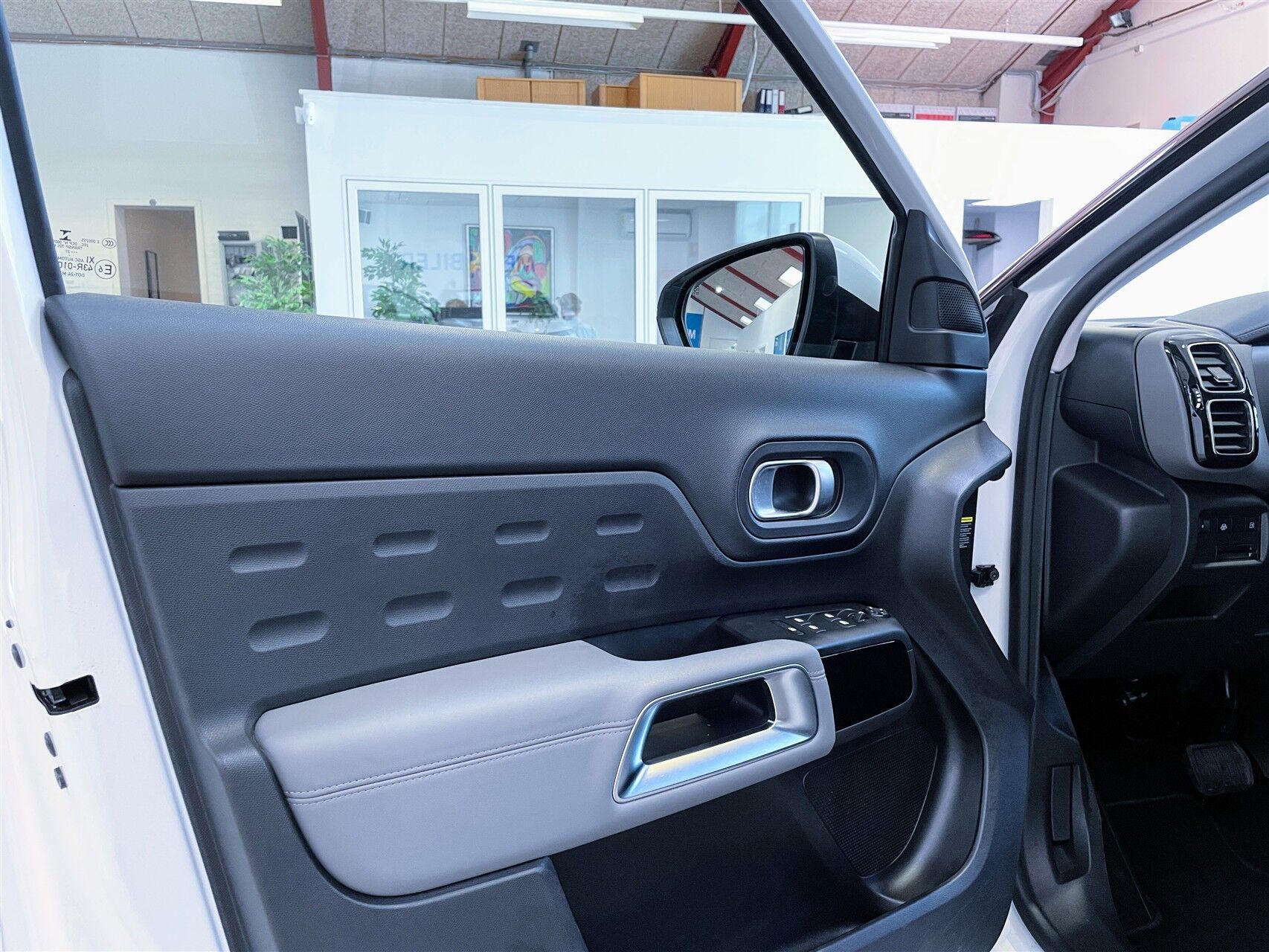 Billede af Citroën C5 Aircross 1,6 Plugin-hybrid Iconic EAT8 225HK 5d 8g Aut.