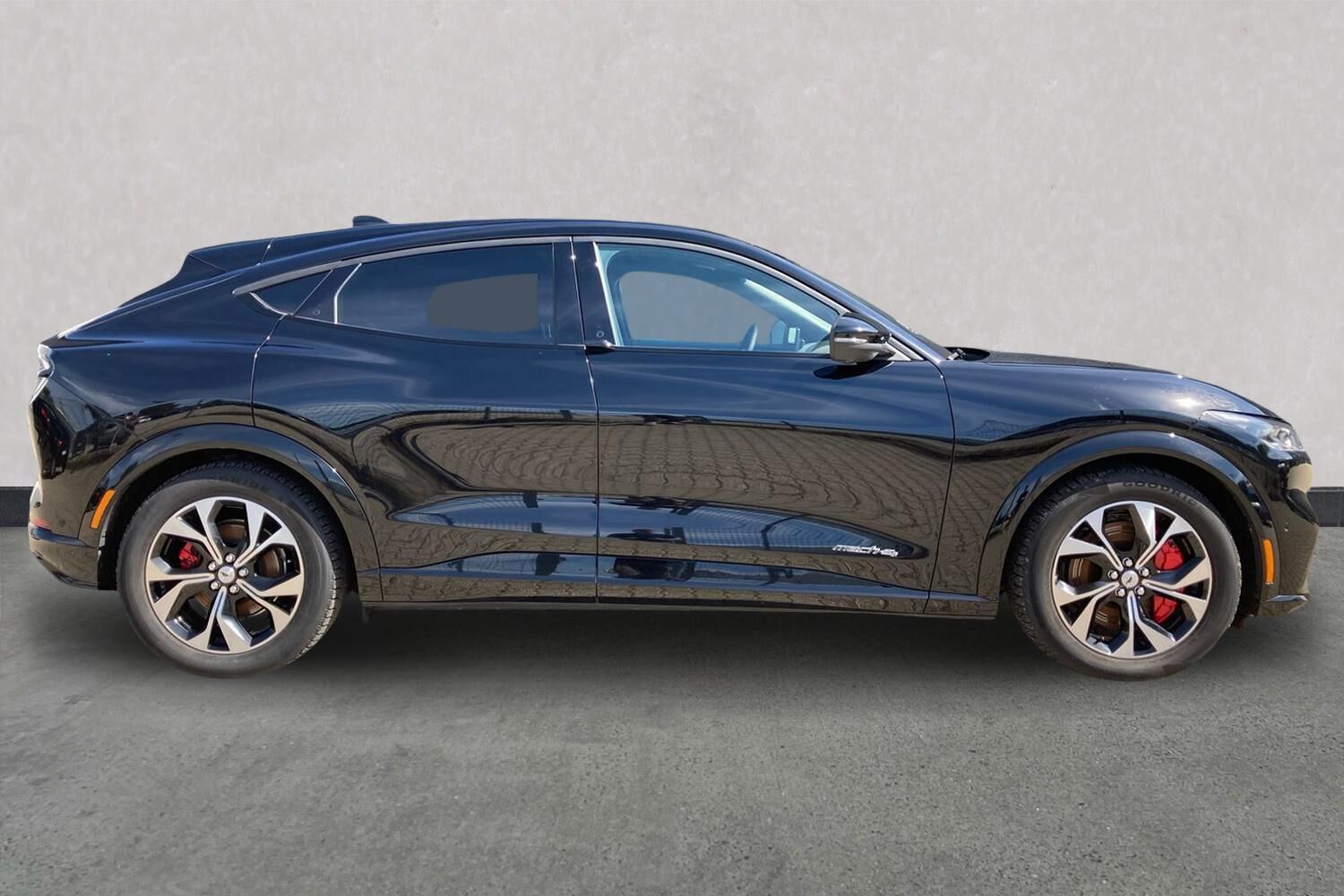 Billede af Ford Mustang Mach-E EL SR Premium AWD 269HK 5d Aut.