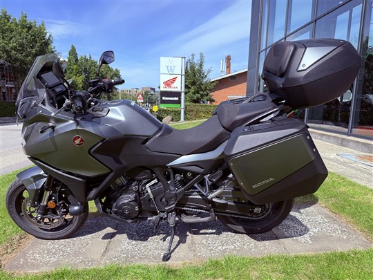 Honda NT1100 1100 A 101HK 6g