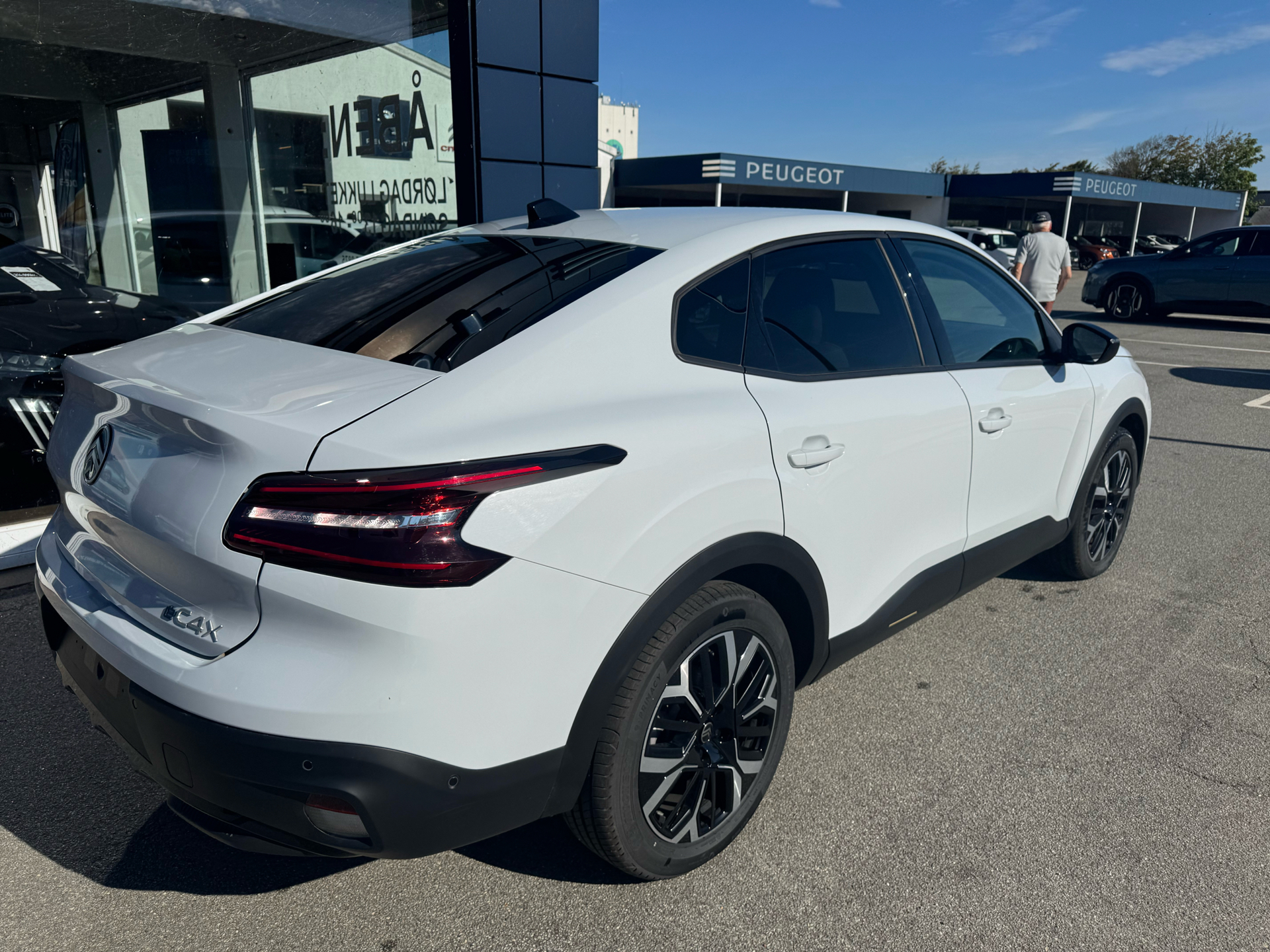 Billede af Citroën e-C4 X EL Max 156HK 5d Aut.
