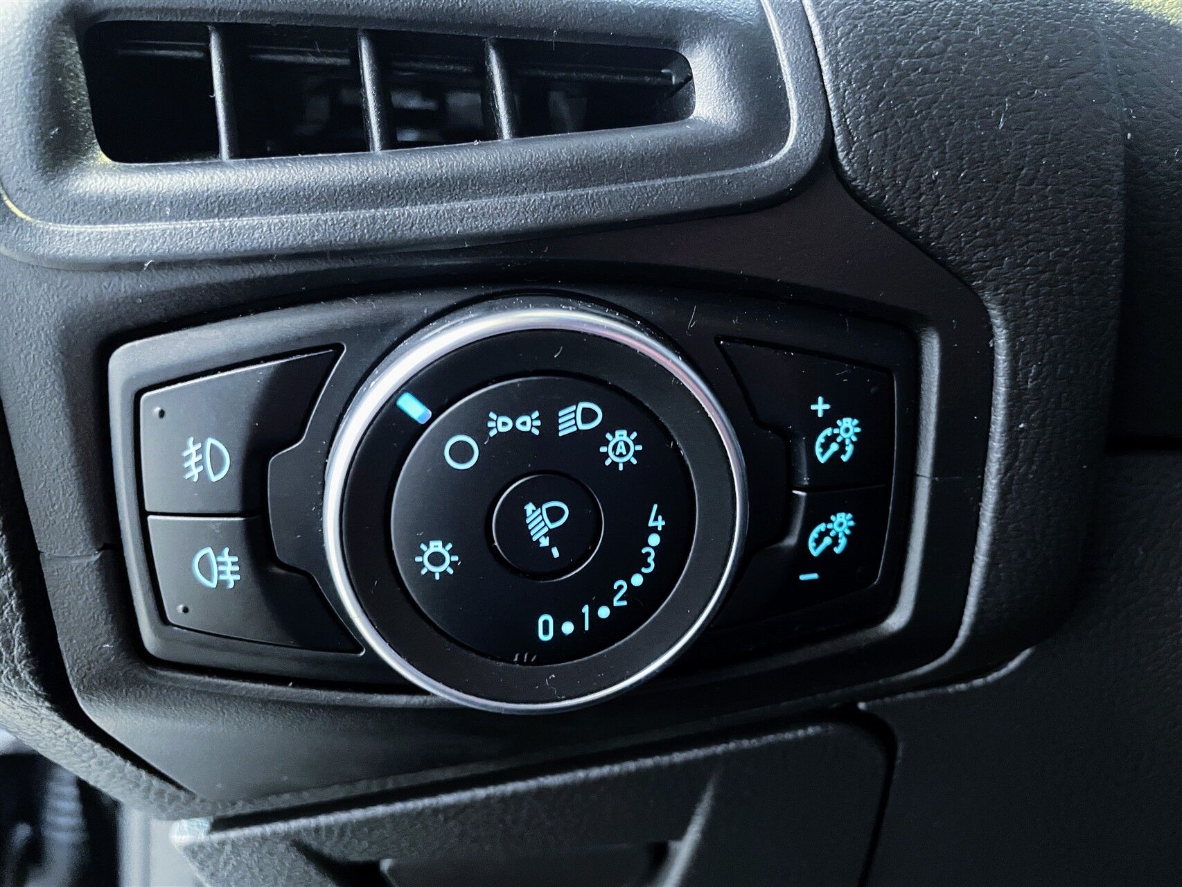 Billede af Ford Focus 1,5 TDCi ST-Line Powershift 120HK Stc 6g Aut.