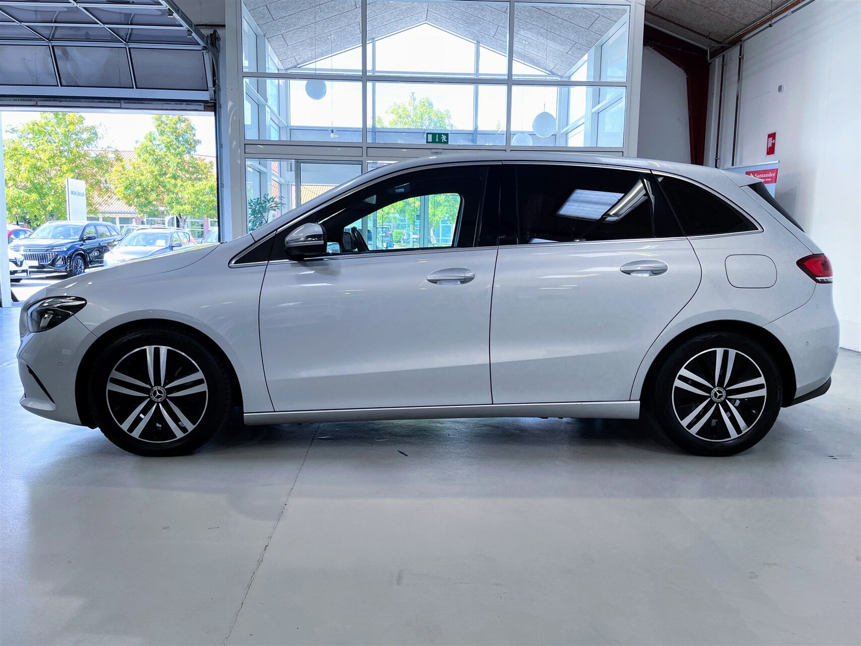 Billede af Mercedes-Benz B200 d 2,0 D Business 8G-DCT 150HK 5d 8g Aut.