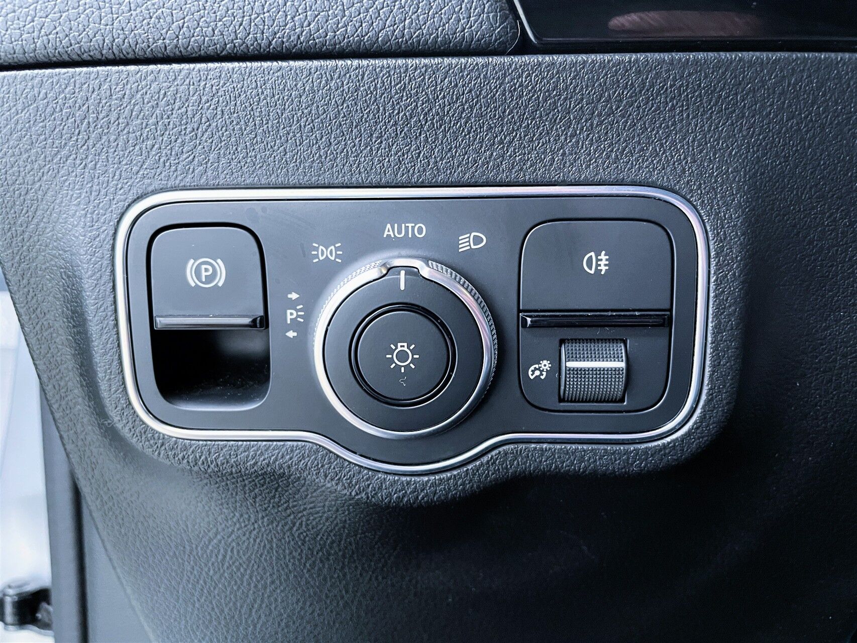 Billede af Mercedes-Benz B200 d 2,0 D Business 8G-DCT 150HK 5d 8g Aut.