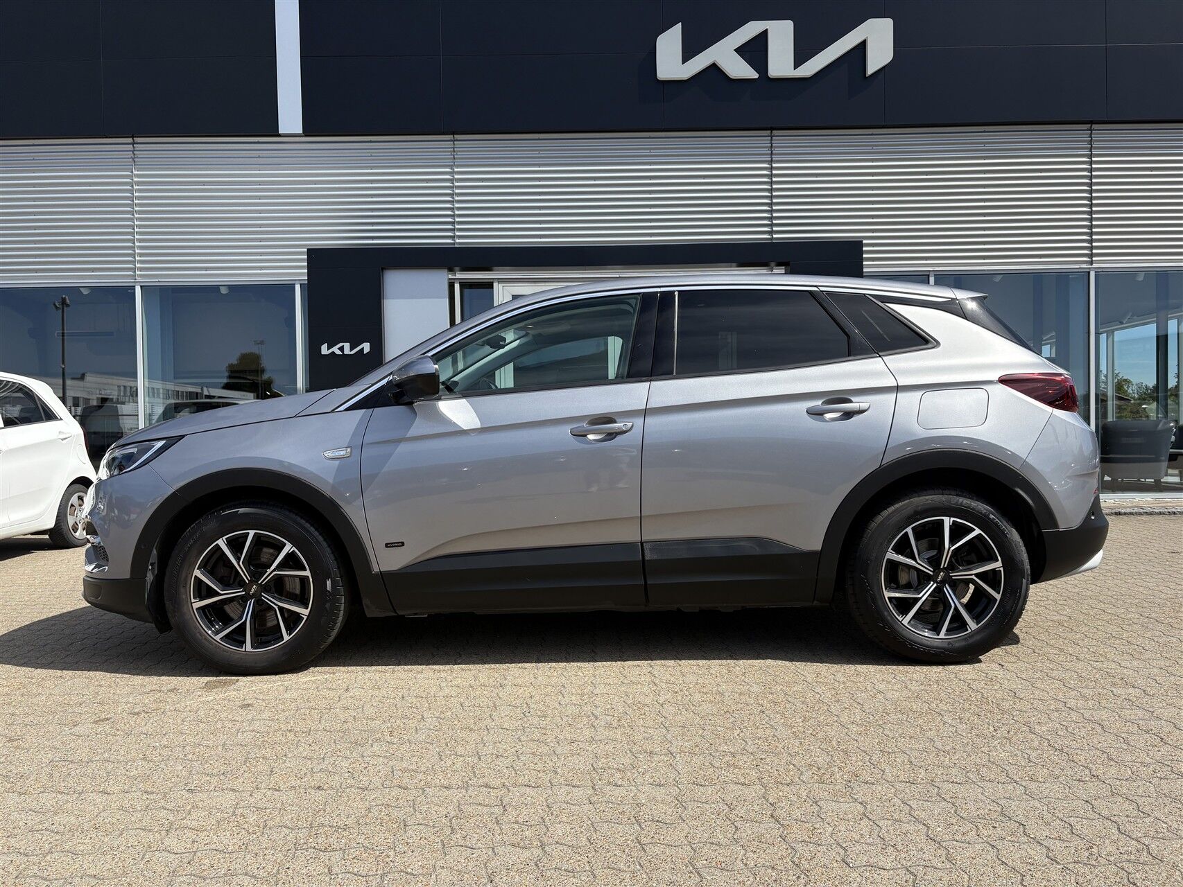 Billede af Opel Grandland X 1,6 PHEV  Plugin-hybrid EuroLine 225HK 5d 8g Aut.