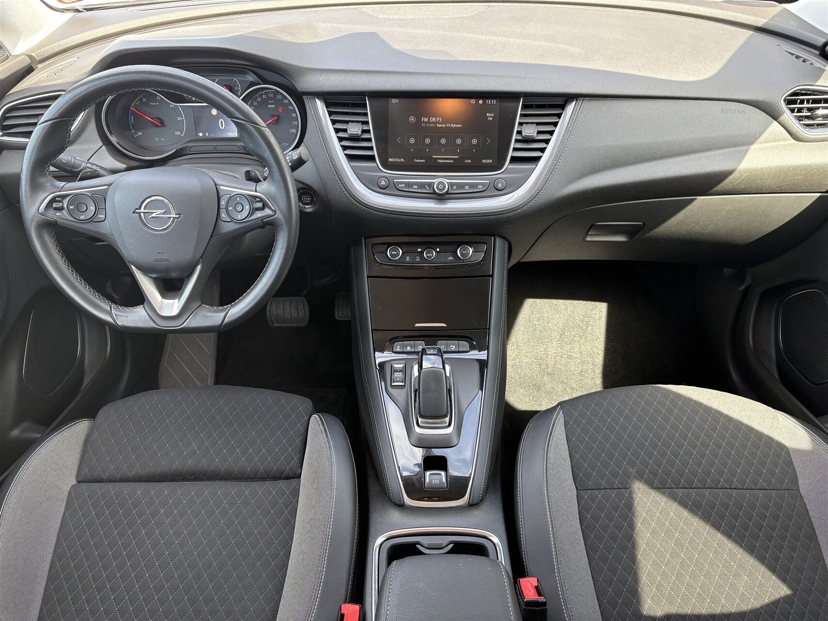 Billede af Opel Grandland X 1,6 PHEV  Plugin-hybrid EuroLine 225HK 5d 8g Aut.