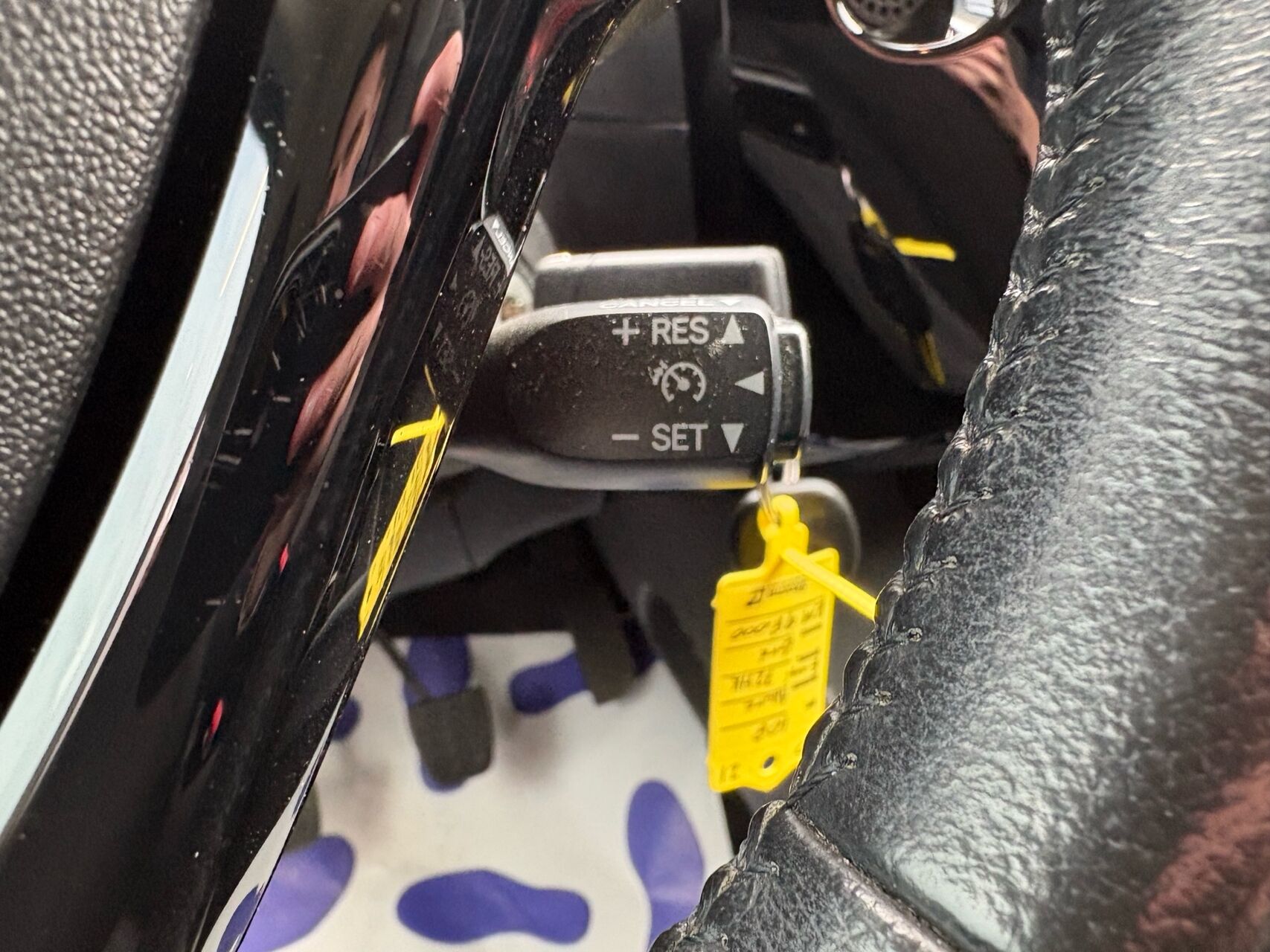 Billede af Peugeot 108 1,0 e-Vti Allure+ 72HK 5d