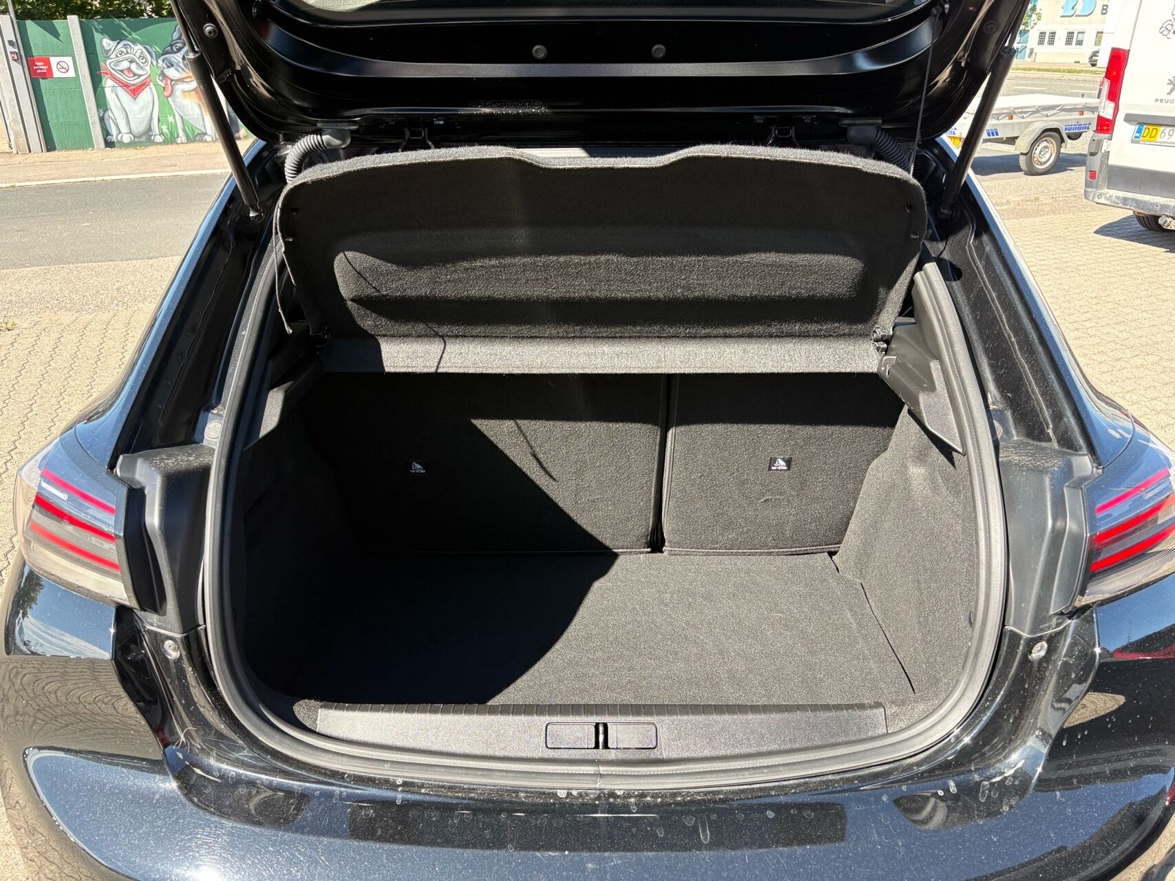 Billede af Peugeot 208 1,2 PureTech Allure+ 100HK 5d 6g