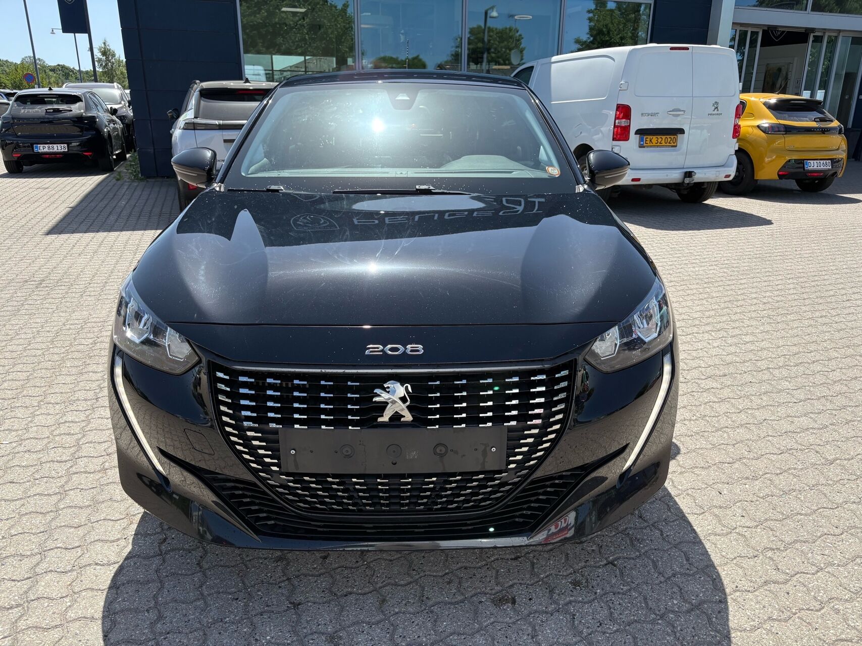 Billede af Peugeot 208 1,2 PureTech Allure 100HK 5d 6g