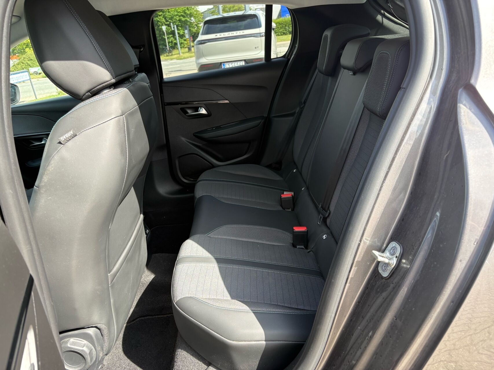 Billede af Peugeot 208 1,2 PureTech Supreme+ 100HK 5d 6g