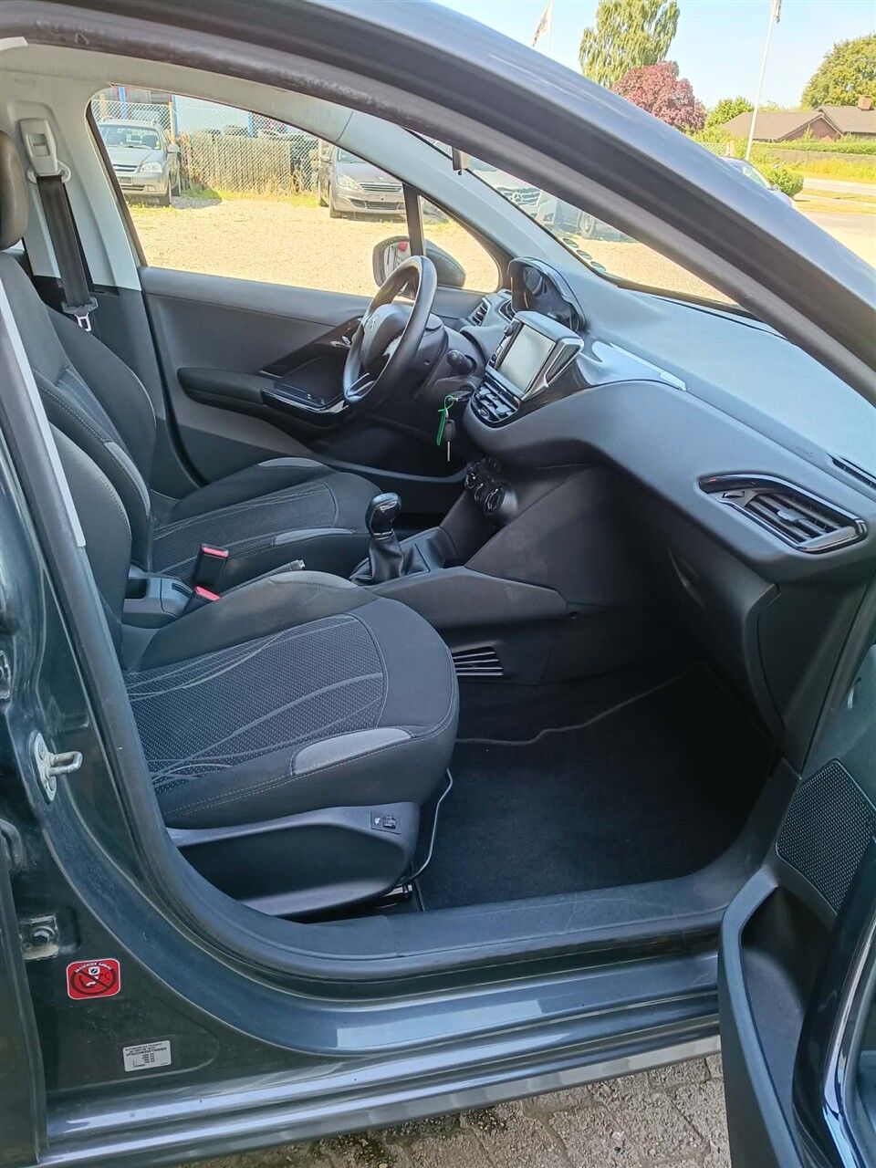 Billede af Peugeot 208 1,2 VTi Active Navi 82HK 5d