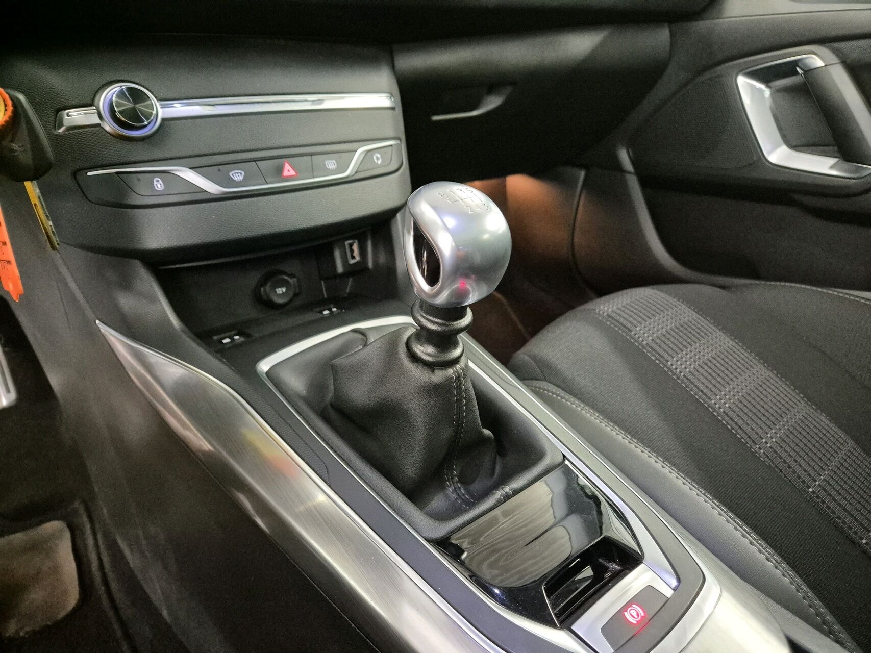 Billede af Peugeot 308 1,6 BlueHDi Edition Plus 120HK 5d