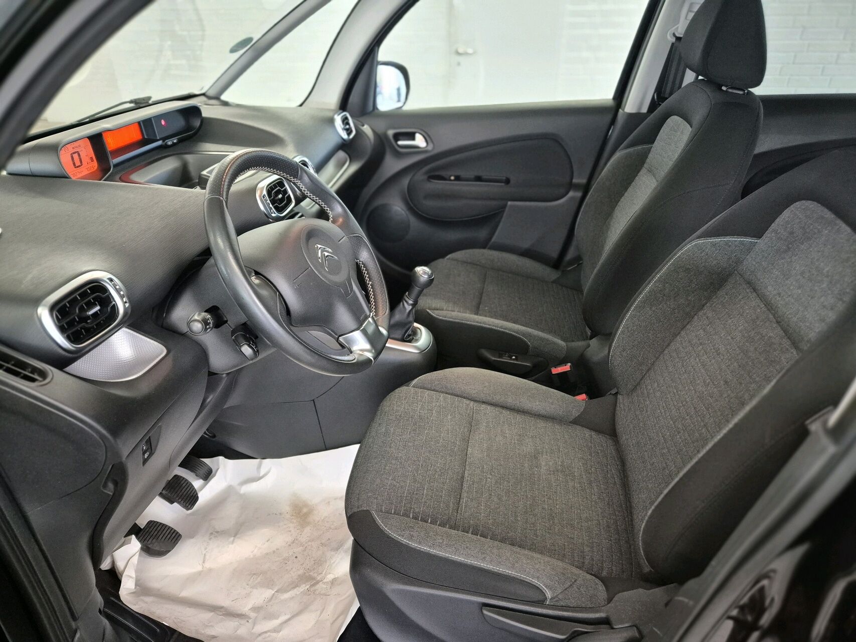 Billede af Citroën C3 Picasso 1,6 Blue HDi Feel Complet 100HK
