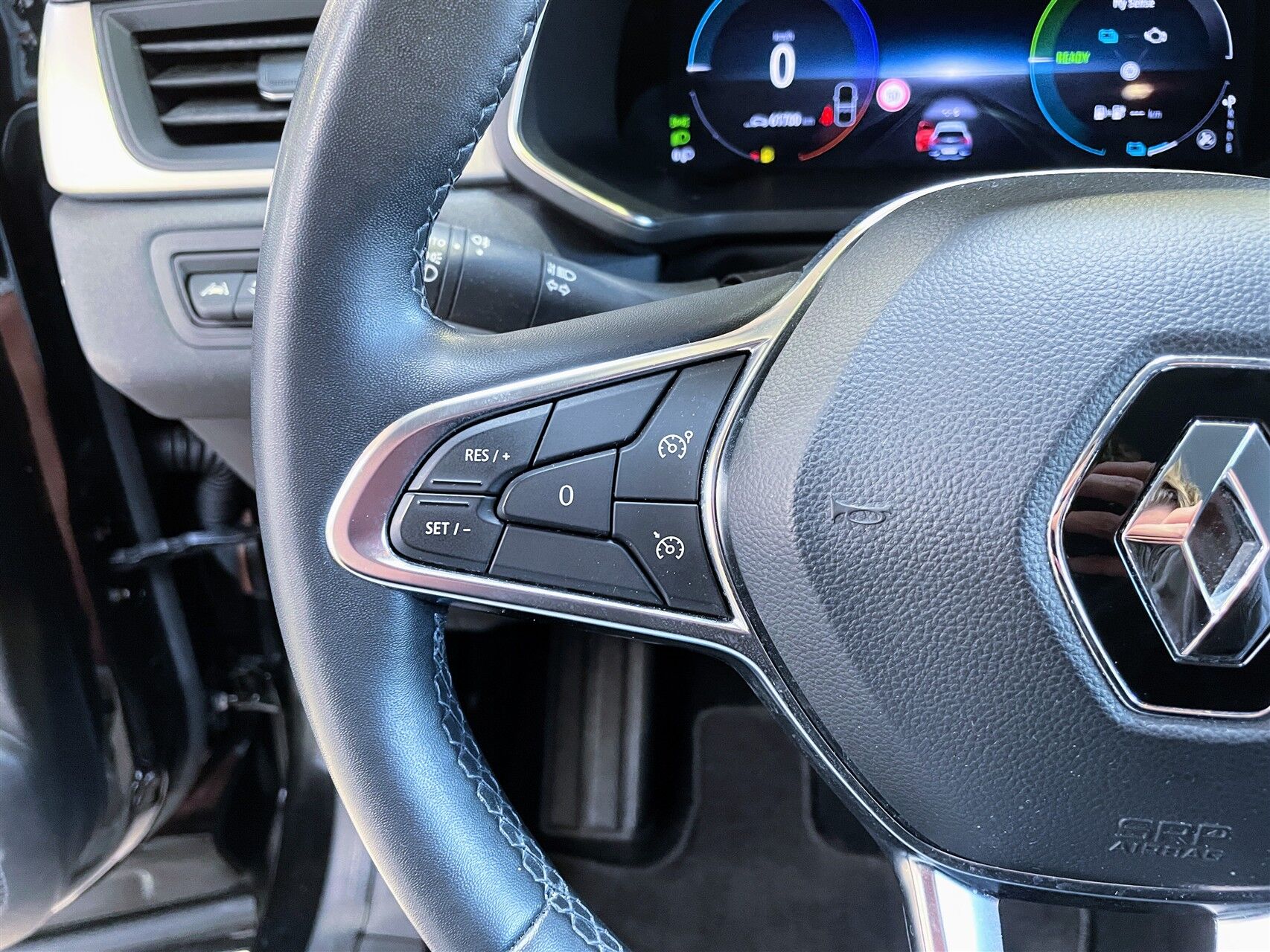 Billede af Renault Captur 1,6 E-TECH  Plugin-hybrid Zen 160HK 5d Aut.