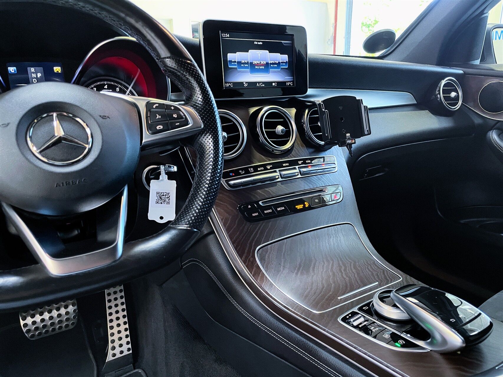 Billede af Mercedes-Benz GLC300 2,0 4Matic 9G-Tronic 245HK 5d 9g Aut.