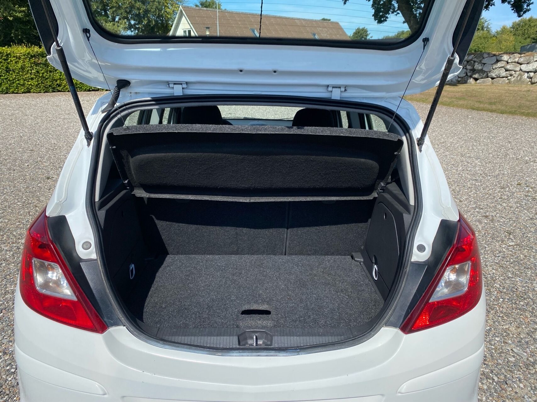 Billede af Opel Corsa 1,0 Twinport Essentia 65HK 5d