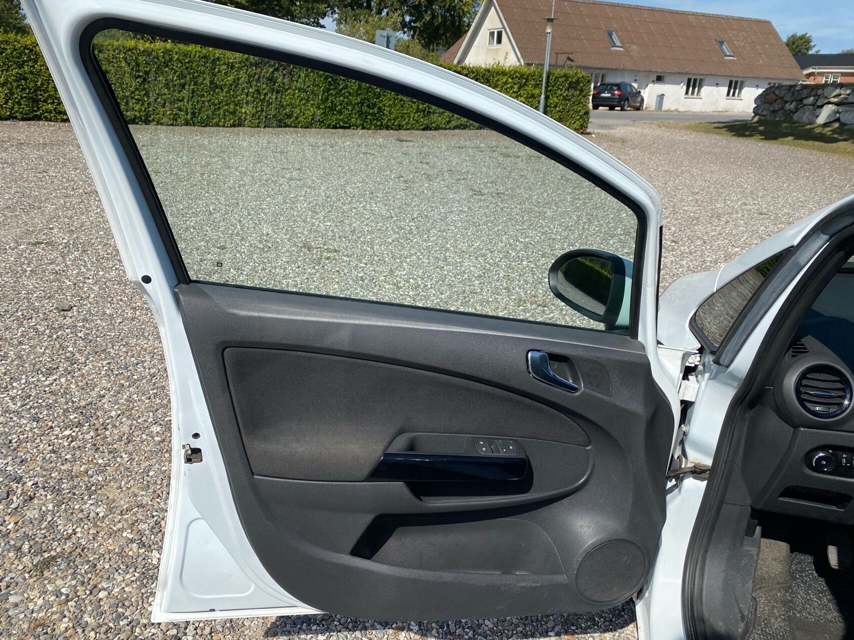 Billede af Opel Corsa 1,0 Twinport Essentia 65HK 5d