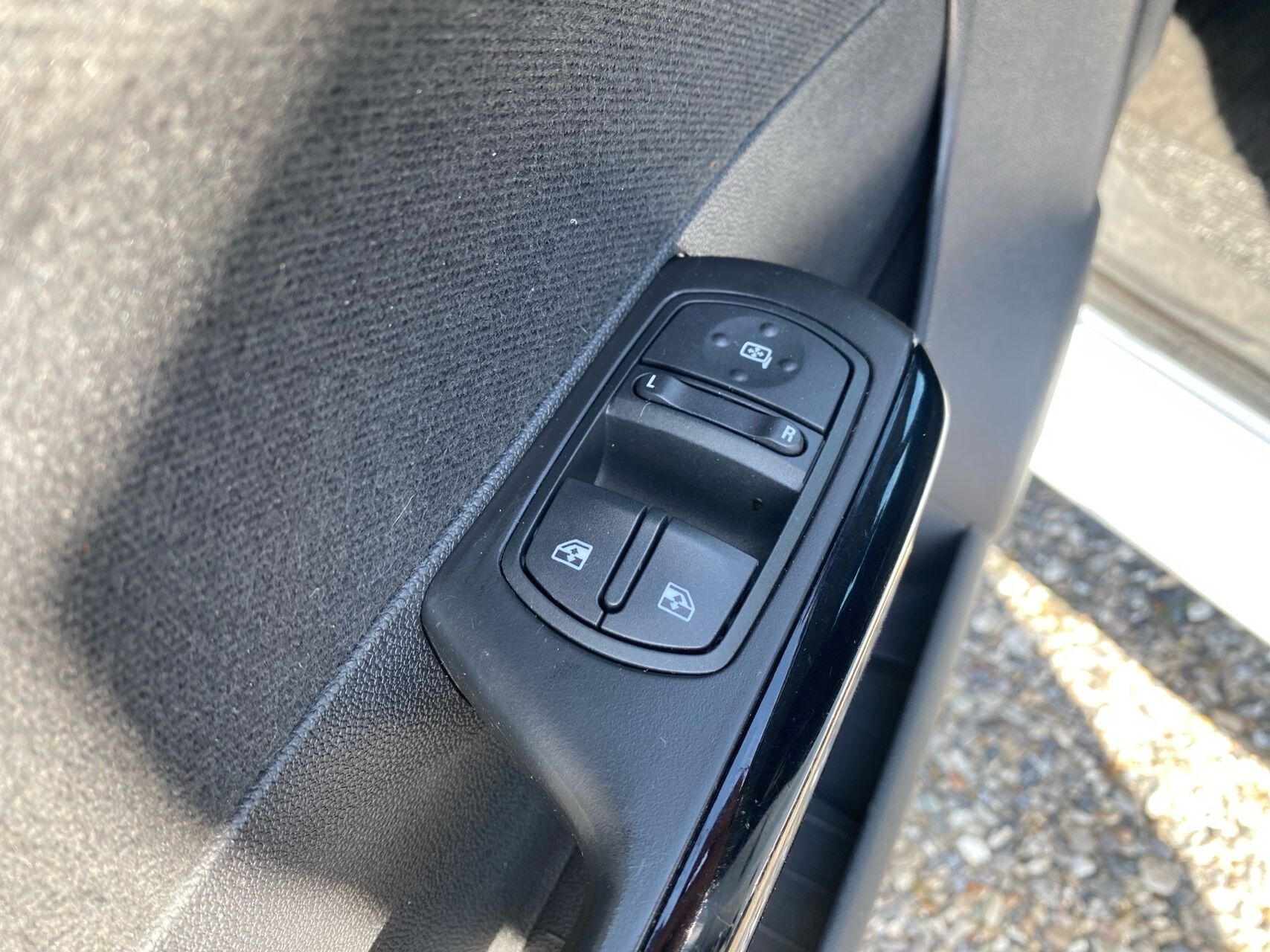 Billede af Opel Corsa 1,0 Twinport Essentia 65HK 5d