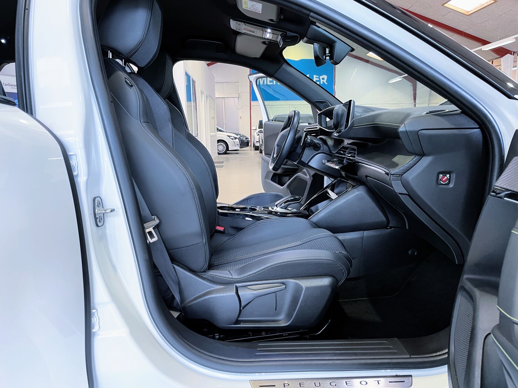 Billede af Peugeot 2008 1,2 PureTech GT EAT8 130HK 5d 8g Aut.