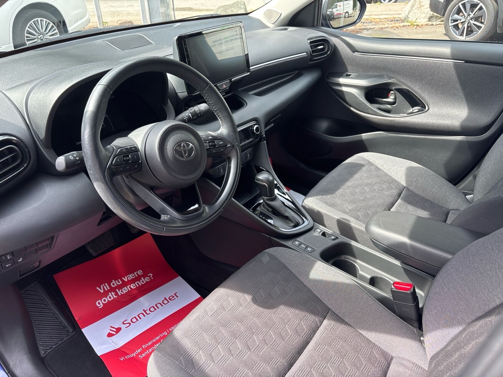 Billede af Toyota Yaris 1,5 Hybrid Style Comfort 116HK 5d Trinl. Gear