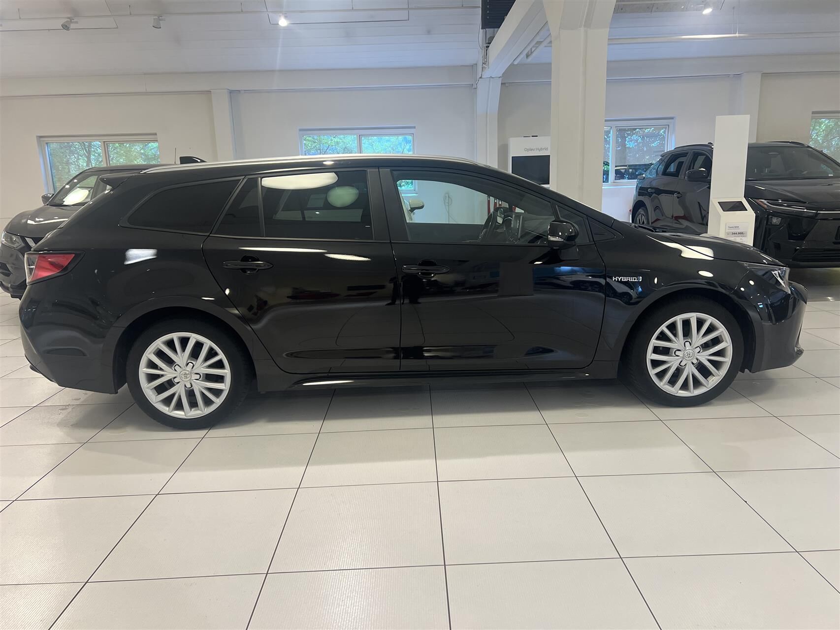 Billede af Toyota Corolla Touring Sports 1,8 Hybrid H3 Smart E-CVT 122HK Stc Trinl. Gear